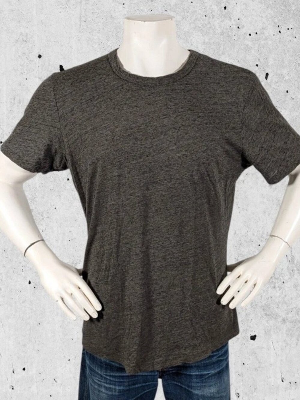 Buck Mason T Shirt Size XL Tee brownish Greenish Curved Hem